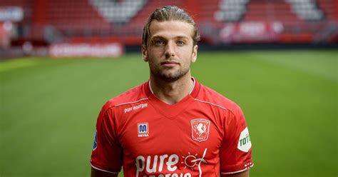 The lazarus ide is a stable and feature rich visual programming environment for the freepascal compiler. Lazaros Lamprou weg bij FC Twente - 1Twente