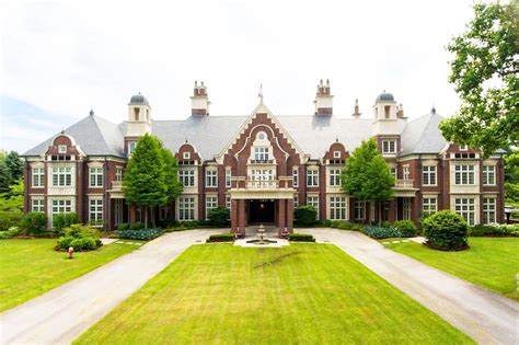 The 10 Most Expensive Homes For Sale In Canada Right Now