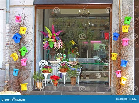 Small Flower Shop Stock Image Image Of Bouquet Shop 69522981
