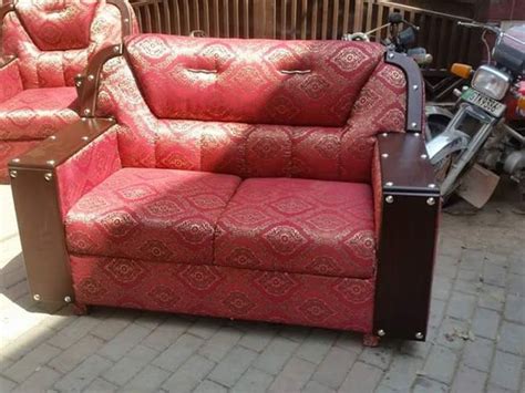 Get the best sofa set in pakistan at chahyay. Latest Sofa Set Designs in Pakistan 2019 | Latest sofa set ...