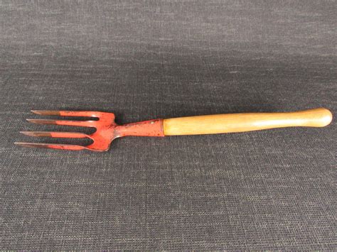 Vintage Long Handled Garden Hand Fork Made In England Sold