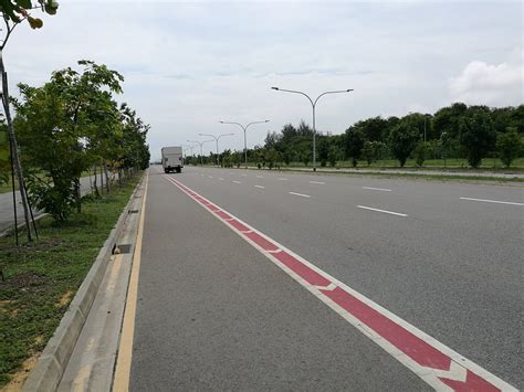 Moe changi adventure camp 4.9 km. Singapore Walking Routes