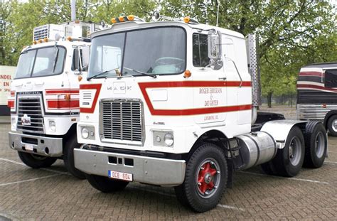 International Truck And Daughter Mack F700 Heavyhauling Camiones