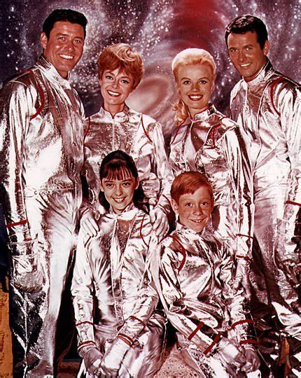 Lost In Space 1965 68 Guy Williams As John Robinson June Lockhart