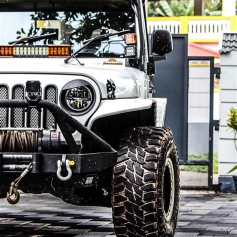 This Modified Mahindra Thar Pulls Off The Jeep Wrangler Look Beautifully