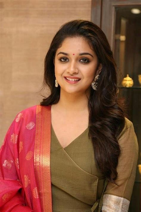 Keerthy Suresh Aka Keerthi Suresh Photos Stills And Images