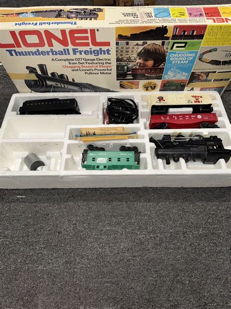 Vintage 1975 Lionel Thunderball Freight Train Set Gauge Toys R Us