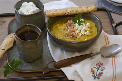 Crema de boniato y calabaza con cúrcuma.Saludable - La ...