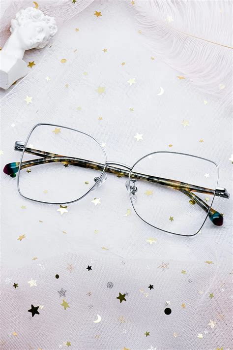 Yc 52028 Square White Eyeglasses Frames Leoptique