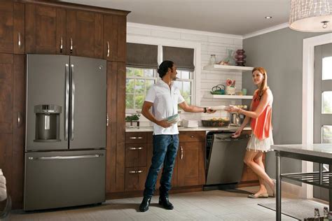 I can't believe i'm finally talking about the finishing details for my new kitchen. Best Kitchen Appliance Finishes For 2020 | Appliances ...