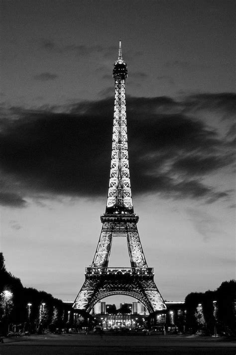 Free Iphone Wallpapers Hd Cool Black And White Tower