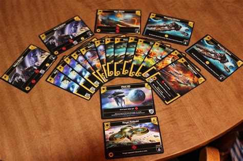Espacio creado con la misión de educar y concientizar, sobre aspectos y eventos relacionados a este. Reseña: Star Realms - Fanhammer