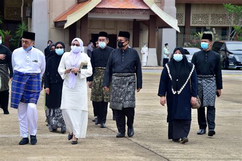Jalan 4/27a, kuala lumpur, 53300, malaysia. Jenazah Ayahanda Saudara Sultan Mizan Tiba Di Terengganu ...