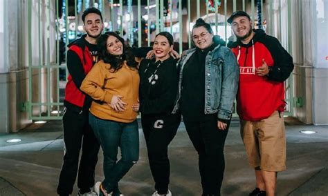 Cantante, compositora, empresaria, escritora y celebridad estadounidense. The times Chiquis Rivera & her siblings showed they loved ...