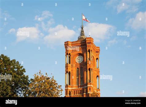 Germany Berlin Clock Tower Of Rotes Rathaus Building Stock Photo Alamy