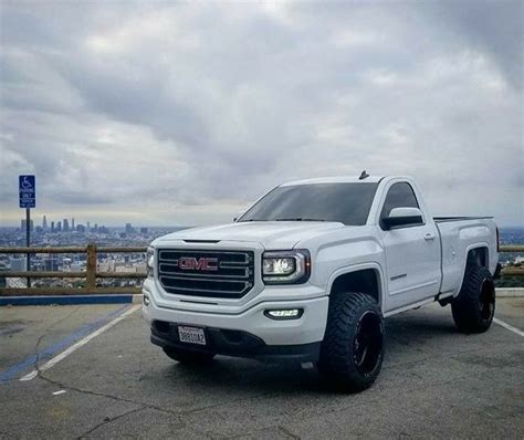 Pin by Natalie Melena on Dream Trucks. | Single cab trucks ...