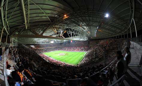 Ali sami yen spor kompleksi türk telekom stadyumu 52.223 kursi. Galatasaray Stadium, Istanbul by volkanbaba on DeviantArt