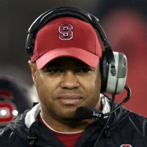 Stanford signs coach David Shaw to long-term contract extension 