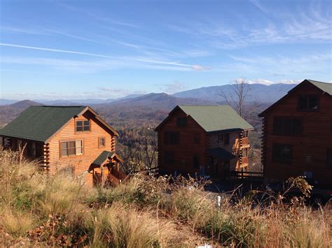 Save romantic cabin getaway close to town hot tub to your lists. Pigeon Forge, TN Legacy Mountain Resort | Vacation cabin ...