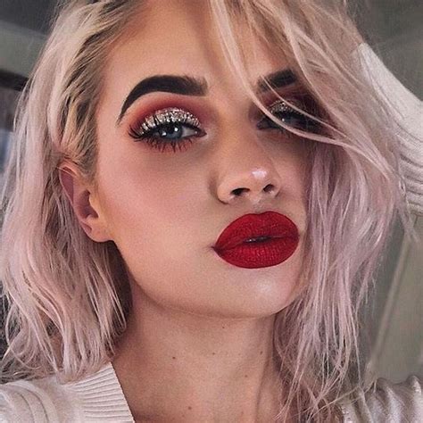 21 Red Lip Makeup Ideas Cherrycherrybeauty Pinklips Ideias De