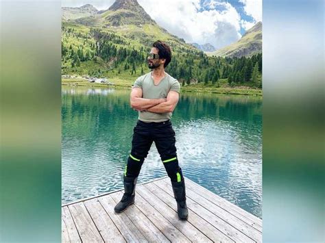 Shahid Kapoor Shares A Throwback Picture From His Europe Vacation