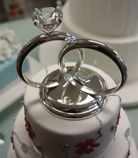 Ring cake engagement cakes engagement ideas just cakes beautiful cakes amazing cakes love cake yummy cakes cake cookies. Wedding or engagement ring cake topper - from Easy ...