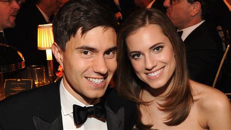 This Is Why Allison Williams And Ricky Van Veen Broke Up