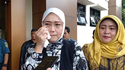 Resmi Cerai Dedi Mulyadi Dan Bupati Anne Ratna Detik Indonesia