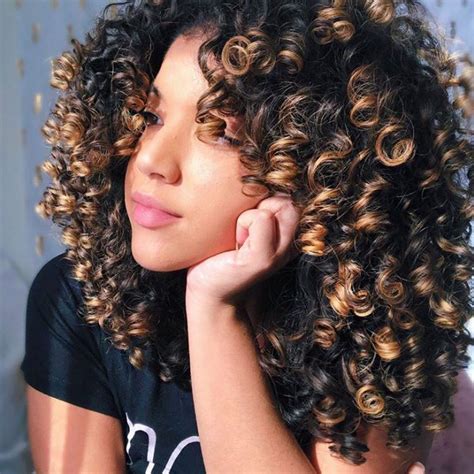 25 Summer Hair Color Ideas Thatll Make You Glow This Season Curly
