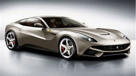 FERRARI CALIFORNIA - Review and photos