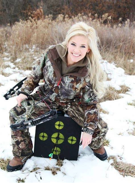 Sexy Girls And Babes With Guns And Fishing Hunting