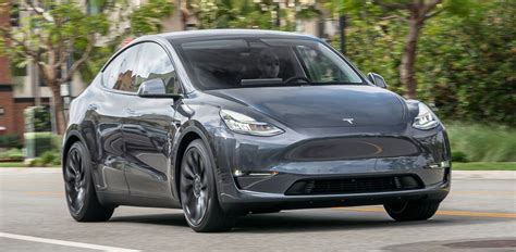 Tesla model y vs model 3: Exclusief: test recensie Tesla Model Y - Autointernationaal.nl