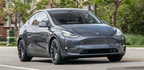 Tesla's quietly updated the listed range for the model y long range awd. Exclusief: test recensie Tesla Model Y - Autointernationaal.nl