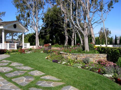 These articles are filled with ideas and inspiration for the home gardener. Home Garden Design Ideas ~ Wallpapers, Pictures, Fashion, Mobile, Shayari