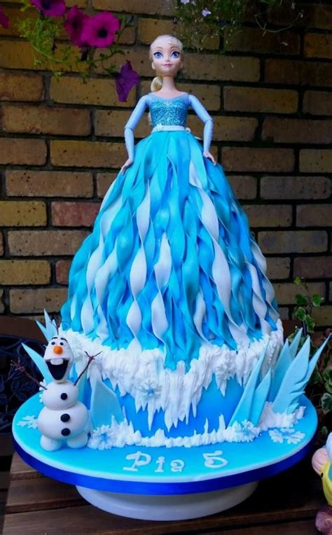Elsa Frozen Doll Cake Cake By Pearly Cakes Bolo Frozen Elsa Frozen