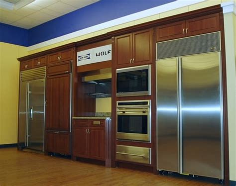 Since 1954, famous tate appliance & bedding centers has been serving the tampa bay area 3 day bonus rebates end saturday! premium appliances from Sub-Zero, Wolf, Viking, Thermador ...