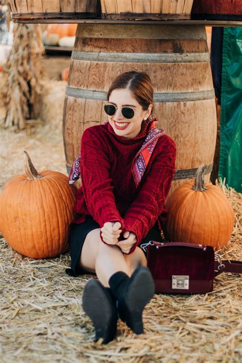 Fall Bucket List What To Wear To The Pumpkin Patch