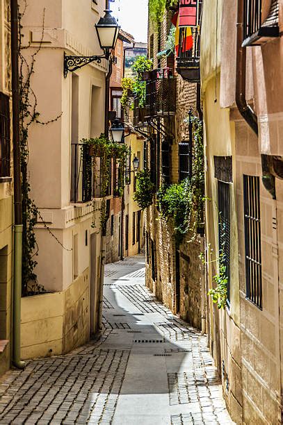 1200 Narrow Street In Barcelona Stock Photos Pictures And Royalty Free