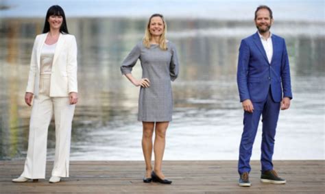 Jun 18, 2021 · grüner wasserstoff, der ausschließlich mit erneuerbarer energie gewonnen wird, gilt als einer der hoffnungsträger im kampf gegen den klimawandel. Bildschirmfoto-2021-05-26-um-09.46.52 - BusinessPortal ...