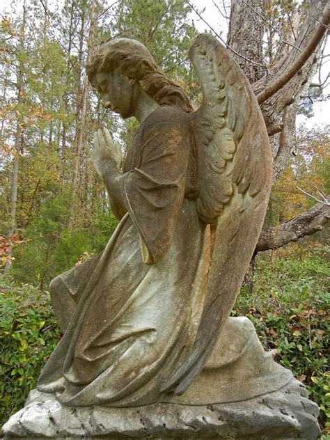 Kneeling Angel Angels Among Us Pinterest