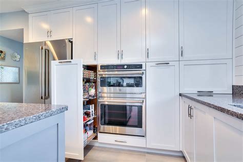 Kitchen cabinets counters near upper freehold, nj 08514. Lakeview - Castor Cabinets of Tampa