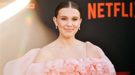 Millie Bobby Brown Posted The Ultimate “instagram Vs Reality
