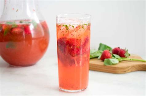 Strawberry Basil Lemonade Recipe Review By The Hungry Pinner