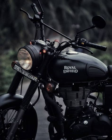 Second of all, it's free and easy to download. Royal Enfield Classic 350 Black Hd Wallpaper Download ...