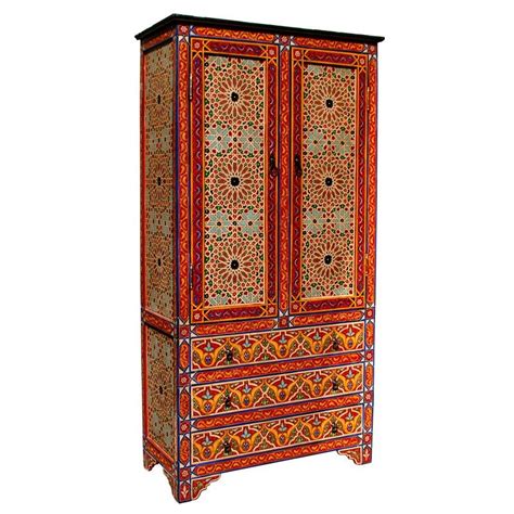 Lll jetzt schränke, regale, schiebetüren, betten und viele weitere möbel nach maß online konfigurieren plane möbel nach deinen vorstellungen bei deinschrank.de! Orientalischer Schrank "Zouin" | Orientalische möbel ...