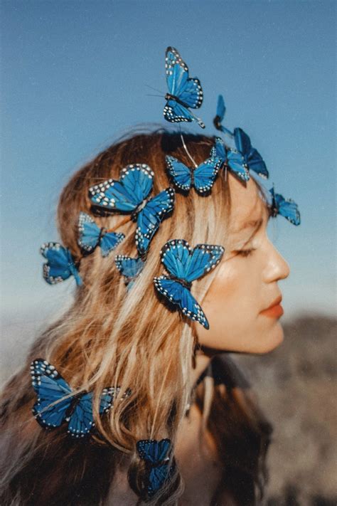 Pin By J On Hair Crown Aesthetic Butterfly Crown Photography