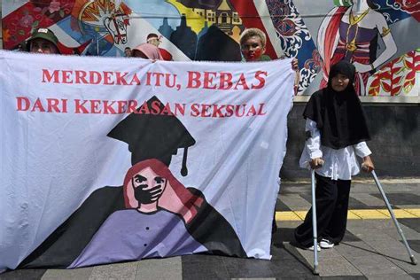 indonesian activists defend anti sexual violence decree uca news
