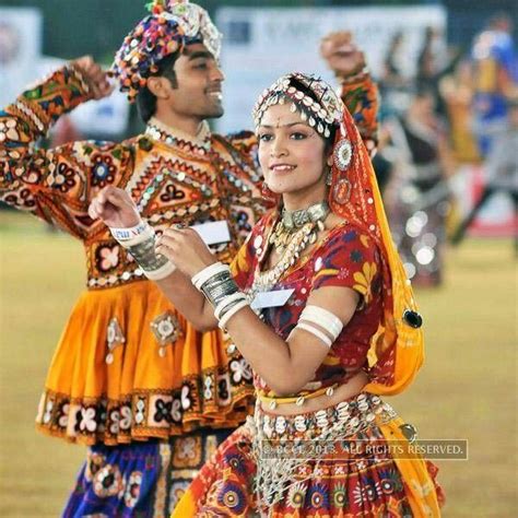 Pin By Lulu Lal On Garba Traditional Indian Dress Traditional Outfits Dandiya Dress