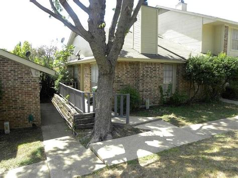 Check spelling or type a new query. 2 bedroom 1.5 bath in Arlington - Townhouse for Rent in ...