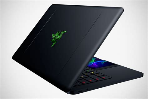 Razer Wants To Fuse Smartphone With Laptop In Project